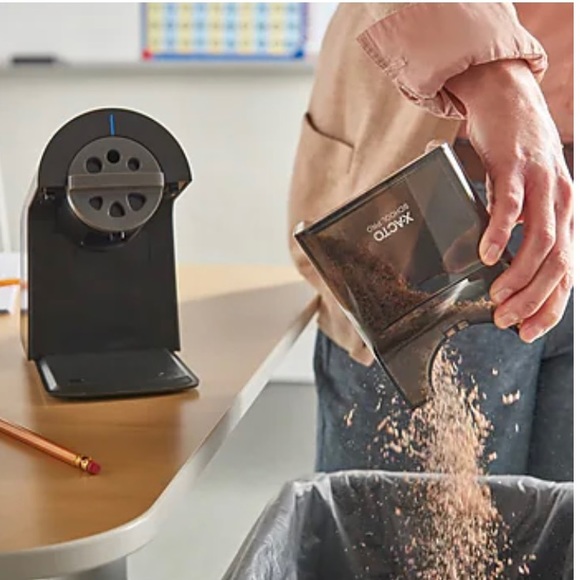 X-ACTO School Pro Electric Pencil Sharpener - Picture 17 of 17